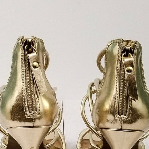 🆕 wot Metallic Gold Strappy 3.5” heel sandal - Picture 5 of 5